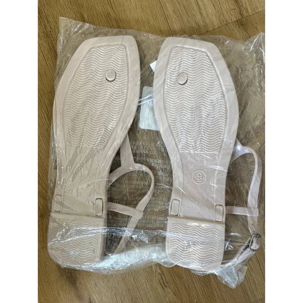NWT Old Navy Pink Opaque Jelly T-Strap Sandals 8